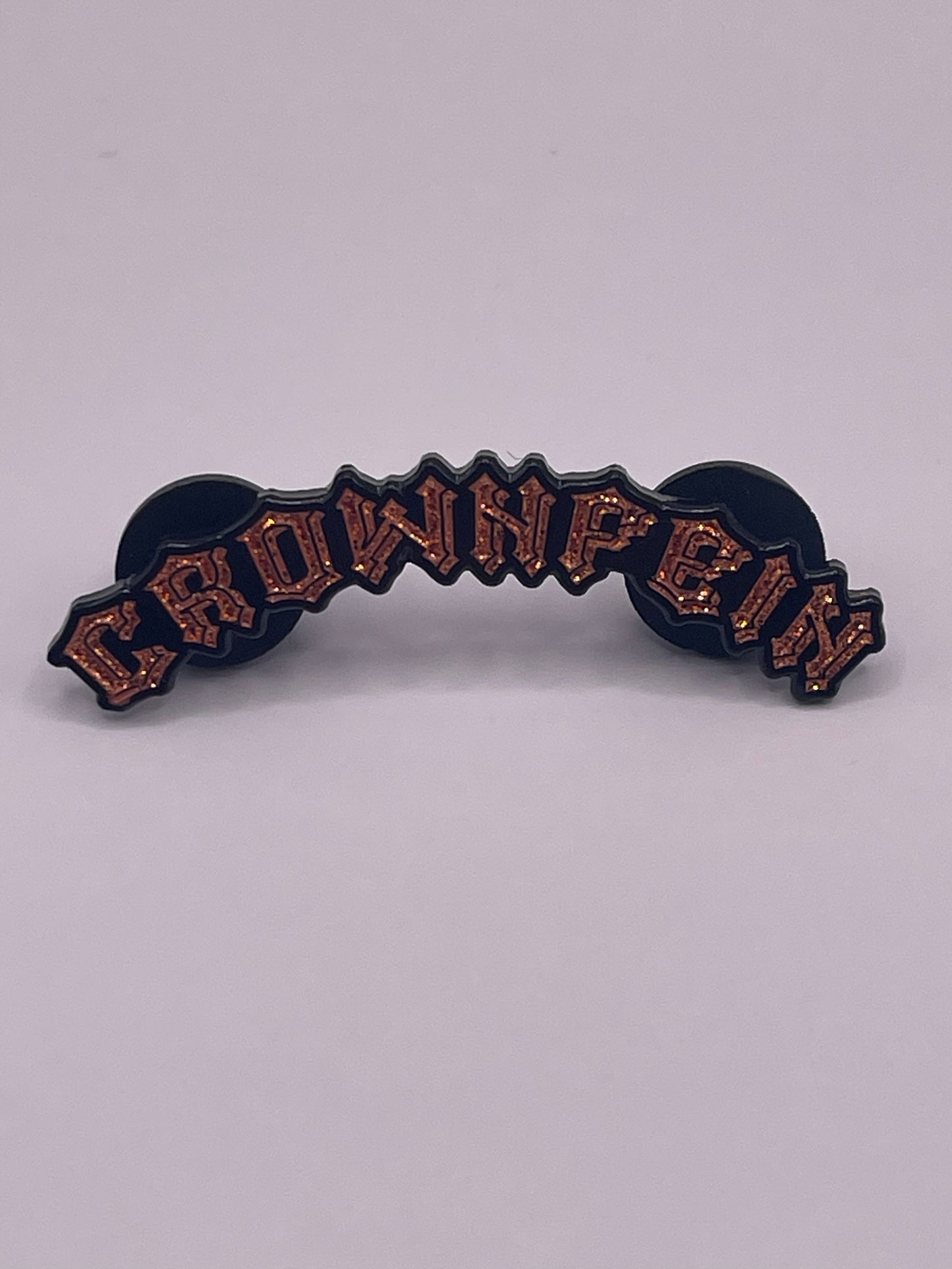 Crown Fein Script Pin "Crazy Copper"